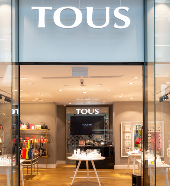 Tous